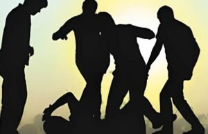 Liquor contractor was chased and beaten by miscreants in Jalandhar, CCTV surfaced