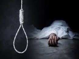 Latest News: Engineering student committed suicide by hanging himself from a fan, was suffering from depression for few days