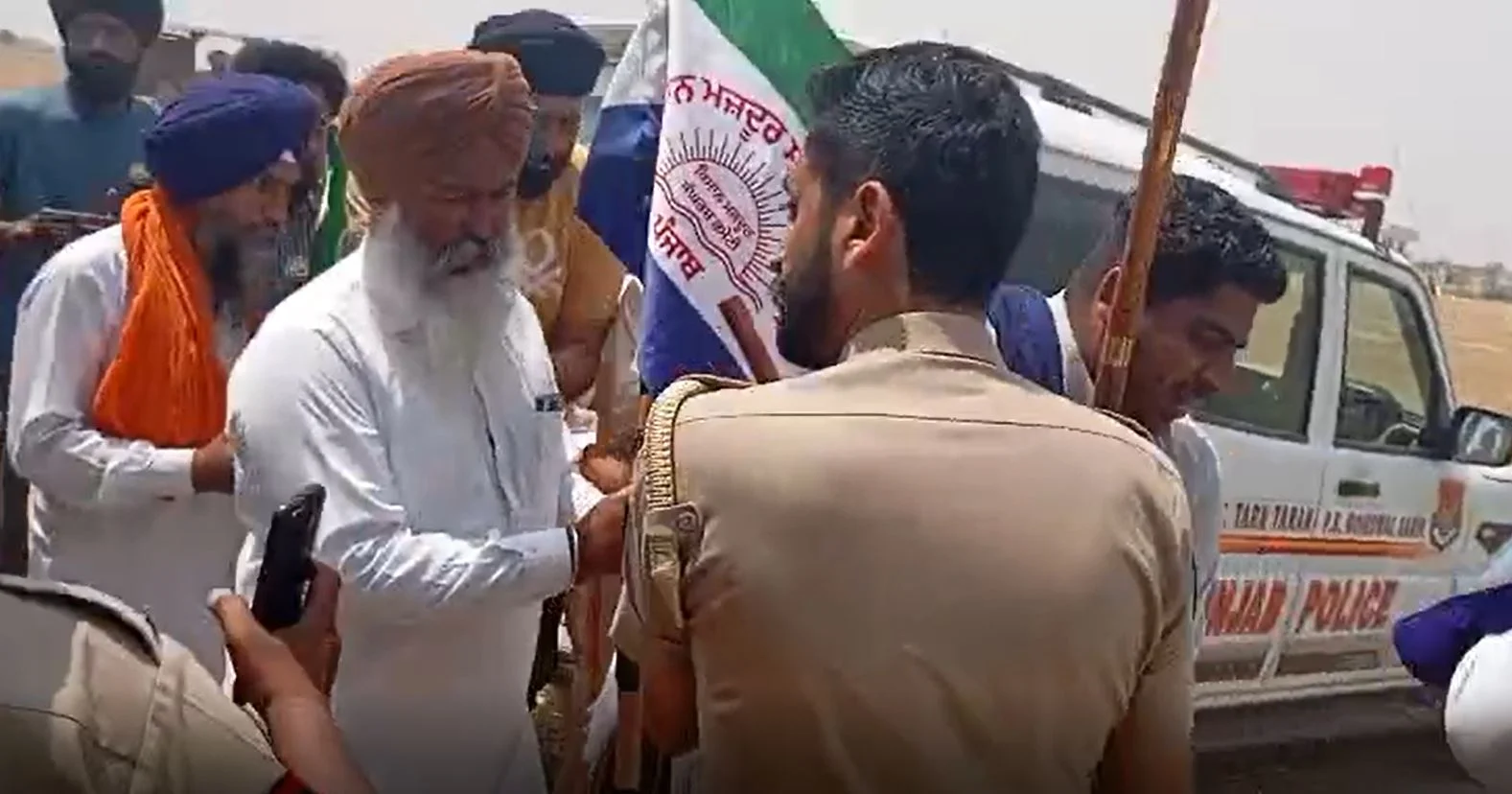 ਐਕਸਪ੍ਰੈੱਸ ਹਾਈਵੇਅ