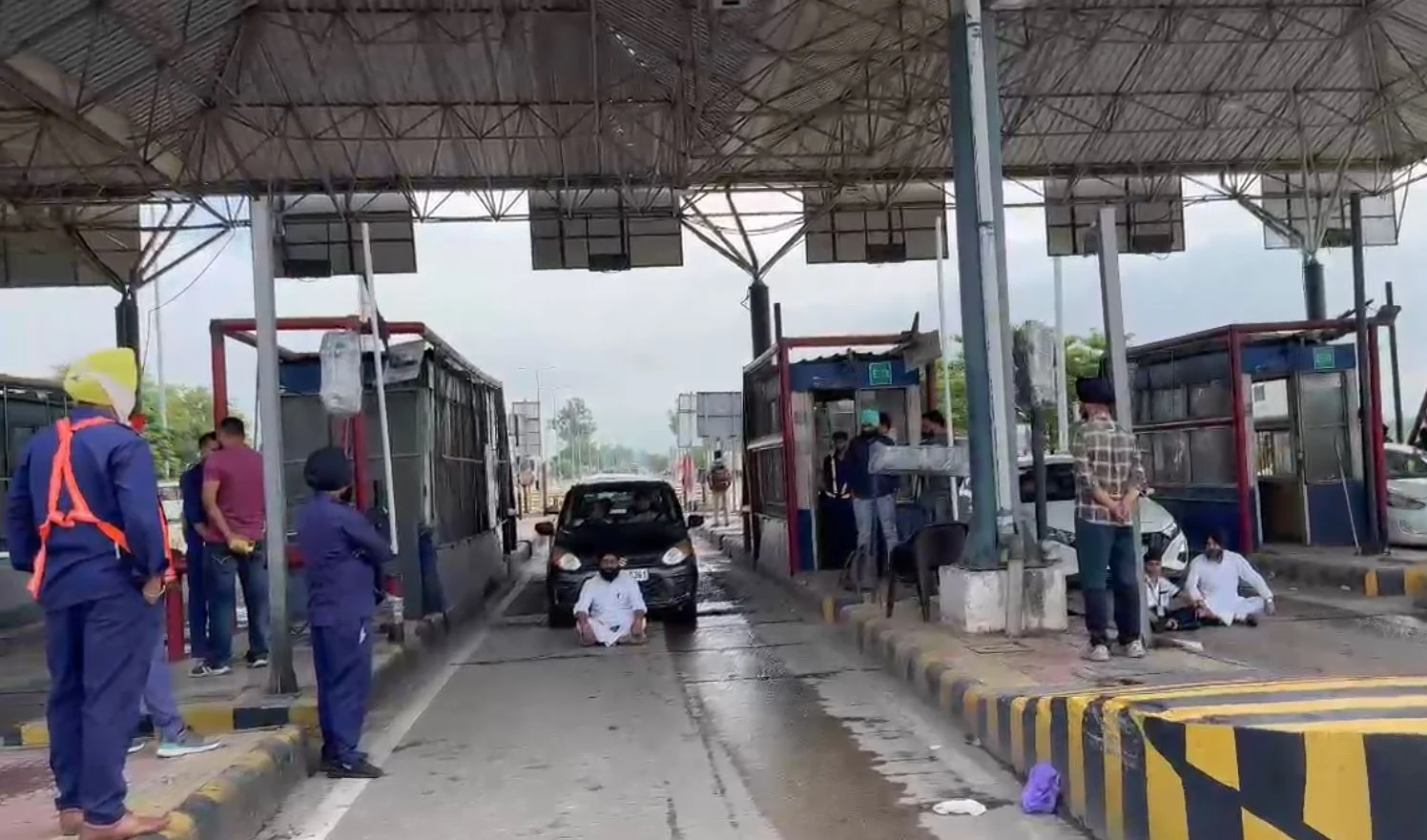 ਟੋਲ ਪਲਾਜ਼ਾ